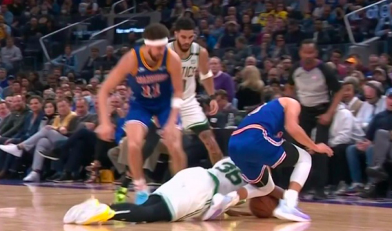  鹈鹕状元锡安左脚骨折，归期未定冲击季后赛  