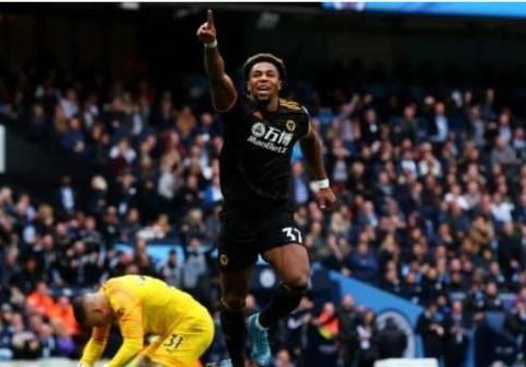  国际米兰铁卫红牌离场引发争议判罚  